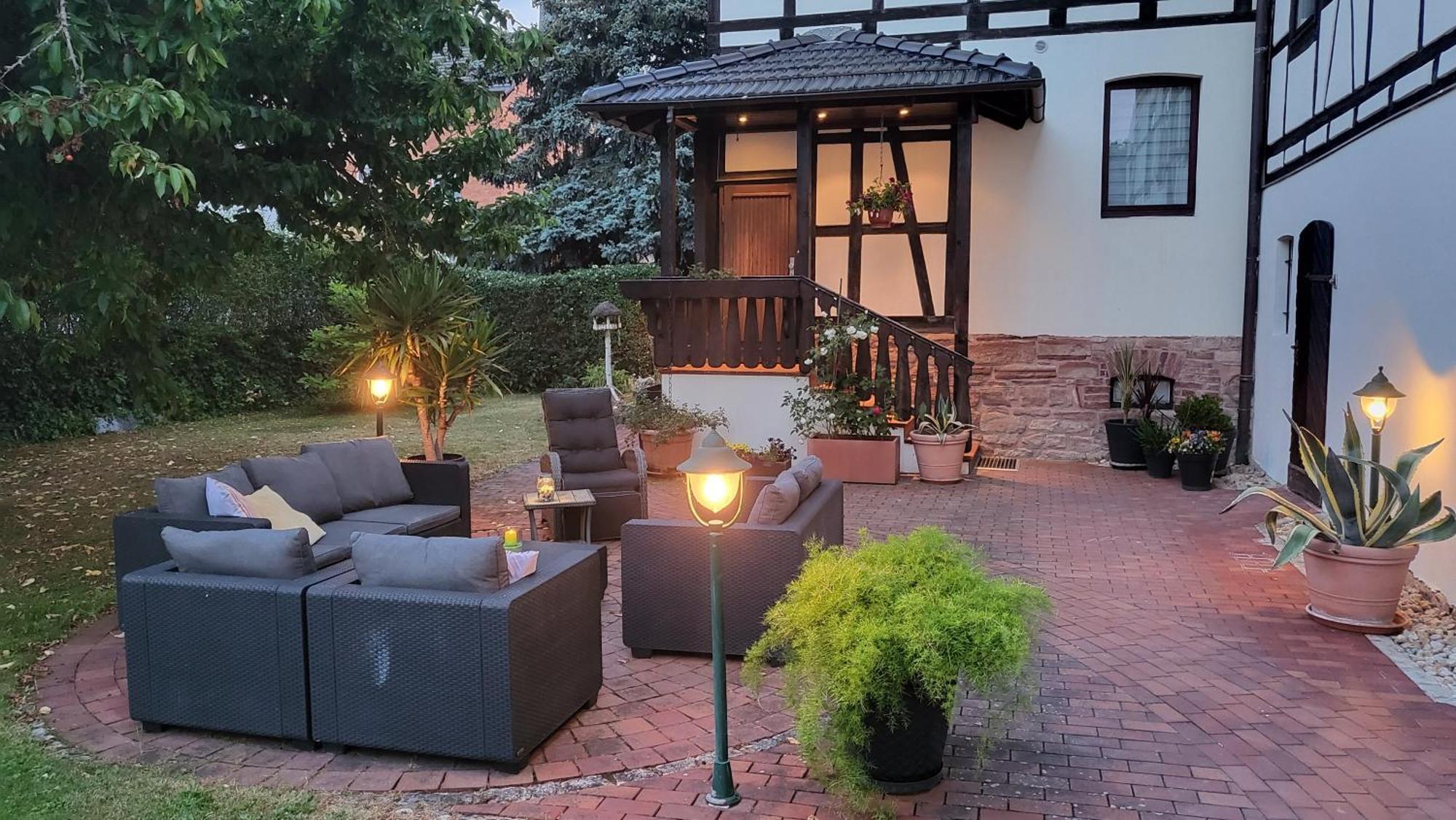 Apartments Am Saalebogen Mit Gartenterrasse, Grillkamin, Freie Parkplaetze Rudolstadt Exteriör bild