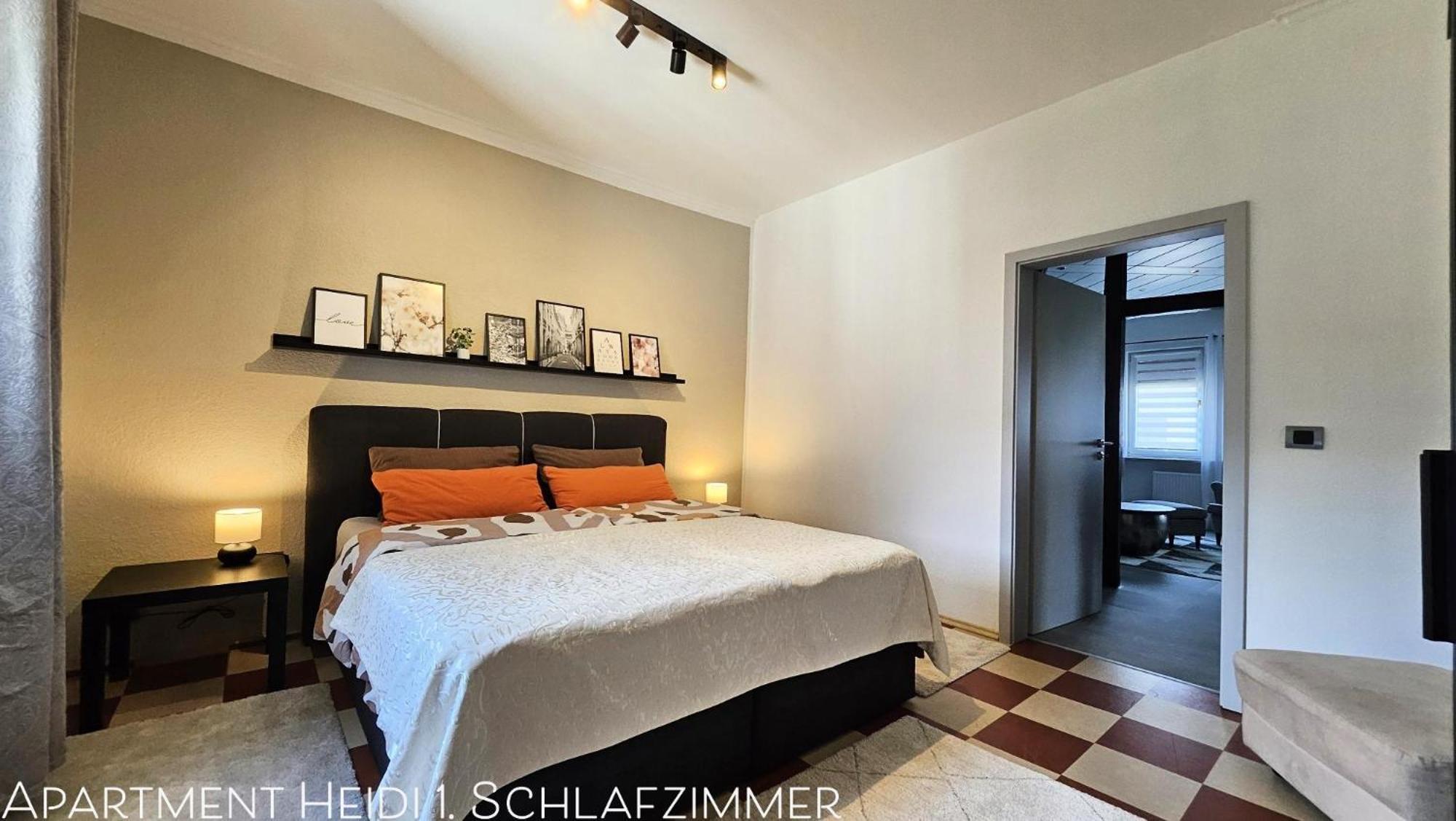 Apartments Am Saalebogen Mit Gartenterrasse, Grillkamin, Freie Parkplaetze Rudolstadt Exteriör bild